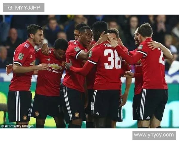 曼联与皇马巅峰对决图标解析足球迷必看精彩瞬间回顾